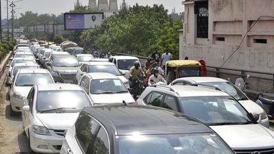 Punjab Road Safety Council member Rahul Verma said that there is a dire need to appoint a traffic consultant in the municipal corporation, especially when authorities are contemplating developing road infrastructure and decongesting junctions. (Representative Image/HT File) Punjab Road Safety Council member Rahul Verma said that there is a dire need to appoint a traffic consultant in the municipal corporation, especially when authorities are contemplating developing road infrastructure and decongesting junctions. (Representative Image/HT File)