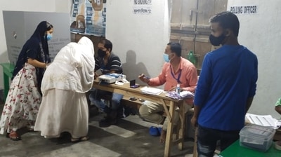 Polling underway at a booth in Samserganj. (@CEOWestBengal) Polling underway at a booth in Samserganj. (@CEOWestBengal)