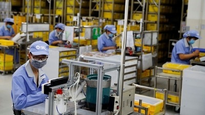 It is the first time China's PMI has contracted since February last year when the domestic economy was battered by prolonged factory shutdowns caused by the coronavirus pandemic. (File Photo / REUTERS) It is the first time China's PMI has contracted since February last year when the domestic economy was battered by prolonged factory shutdowns caused by the coronavirus pandemic. (File Photo / REUTERS)