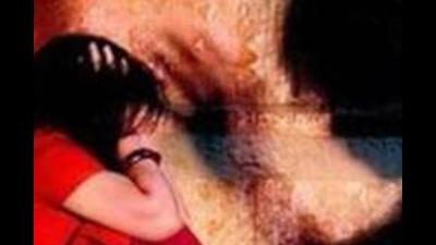 The Vashi police have booked a man on Thursday for sexually abusing a six-year-old girl of Sector 31 hutment area in Vashi. (HT FILE)