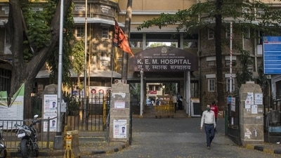 At least 23 students have tested positive for coronavirus in KEM medical college and hospital in Mumbai. (HT Photo)