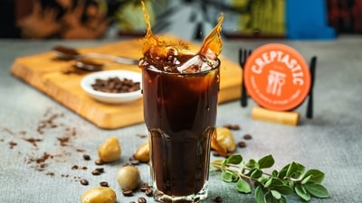 Avoid carbonated beverages: Many people complain of gas and bloating after having fizzy rinks. You can occasionally sip on it but shouldn't make it a habit. (Unsplash)