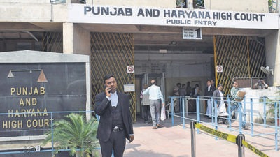The Chandigarh administration has maintained that it does not allow floorwise sale of residential properties. (HT File Photo)