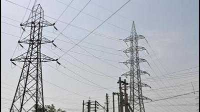 Electricity bills in the Capital will see an increase of 2 percentage points from October 1, the Delhi Electricity Regulatory Commission (DERC) announced on Thursday. (HT PHOTO.) Electricity bills in the Capital will see an increase of 2 percentage points from October 1, the Delhi Electricity Regulatory Commission (DERC) announced on Thursday. (HT PHOTO.)