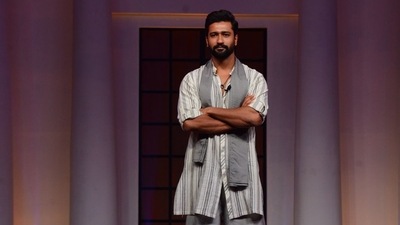 Besides Vicky Kaushal, the movie also stars Shaun Scott, Stephen Hogan, Banita Sandhu and Kirsty Averton in pivotal roles and Amol Parashar in a special appearance.&nbsp; 