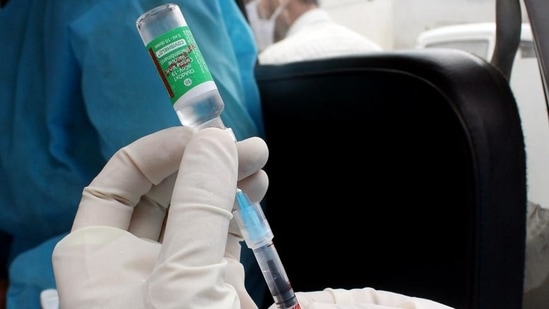 As of September 30, 99% of the healthcare workers in India have been administered at least one dose of the Covid-19 vaccine and 85% of them have been fully vaccinated.(ANI | Representational image)