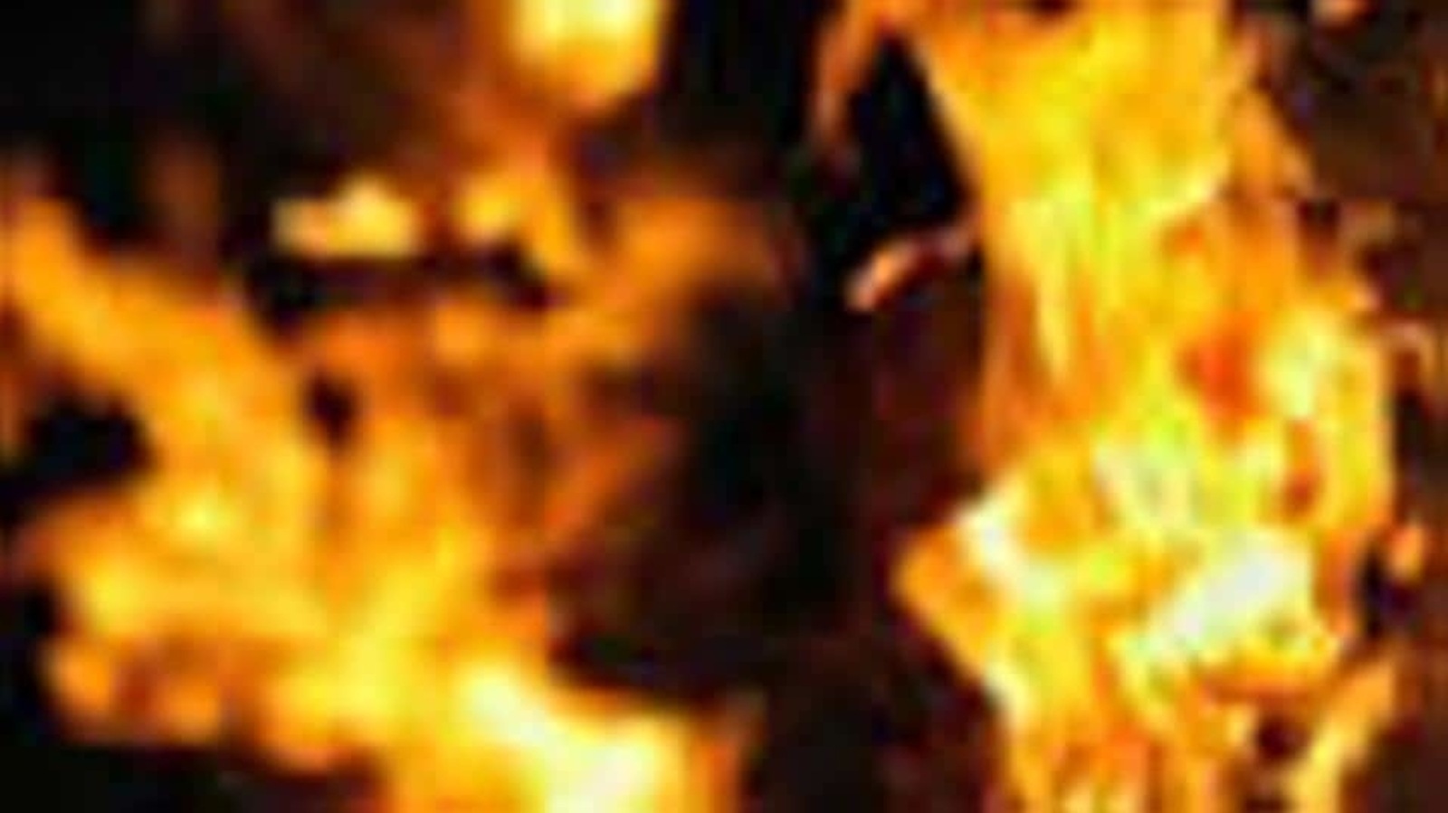ہسپتال میں آگ بھڑک اٹھی ، کئی افراد کے ہلاک ہونے کا خدشہ ہسپتال میں آگ بھڑک اٹھی ، کئی افراد کے ہلاک ہونے کا خدشہ