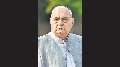 Congress leader Bhupinder Singh Hooda says weakening of the Congress is also not in national interest. (Ajay Aggarwal/HT PHOTO) Congress leader Bhupinder Singh Hooda says weakening of the Congress is also not in national interest. (Ajay Aggarwal/HT PHOTO)