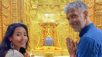 Milind Soman and Ankita Konwar spent their whole day visiting ancient and sacred places in Gujarat. (Instagram/@milindrunning)