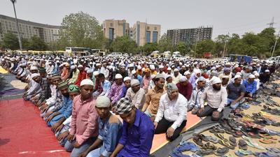 Police were deployed at 24 places in Gurugram. And, they have urged the protesters to hold a meeting with the district administration to resolve the matter. (Sanjeev Verma/HT) Police were deployed at 24 places in Gurugram. And, they have urged the protesters to hold a meeting with the district administration to resolve the matter. (Sanjeev Verma/HT)