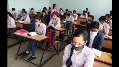 The Himachal Pradesh Board of School Education first term exam for Classes 10 and 12 will be conducted online in the last week of October based on 50% of the syllabus prescribed for the term. (Representative image/HT) The Himachal Pradesh Board of School Education first term exam for Classes 10 and 12 will be conducted online in the last week of October based on 50% of the syllabus prescribed for the term. (Representative image/HT)