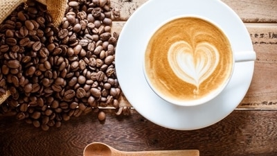 Do coffee and sleep have a connection? (Shutterstock)