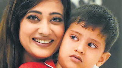 Shweta Tiwari mentioned that she never stopped her son and Kohli from talking but wrong allegations were put on her. Shweta Tiwari mentioned that she never stopped her son and Kohli from talking but wrong allegations were put on her.