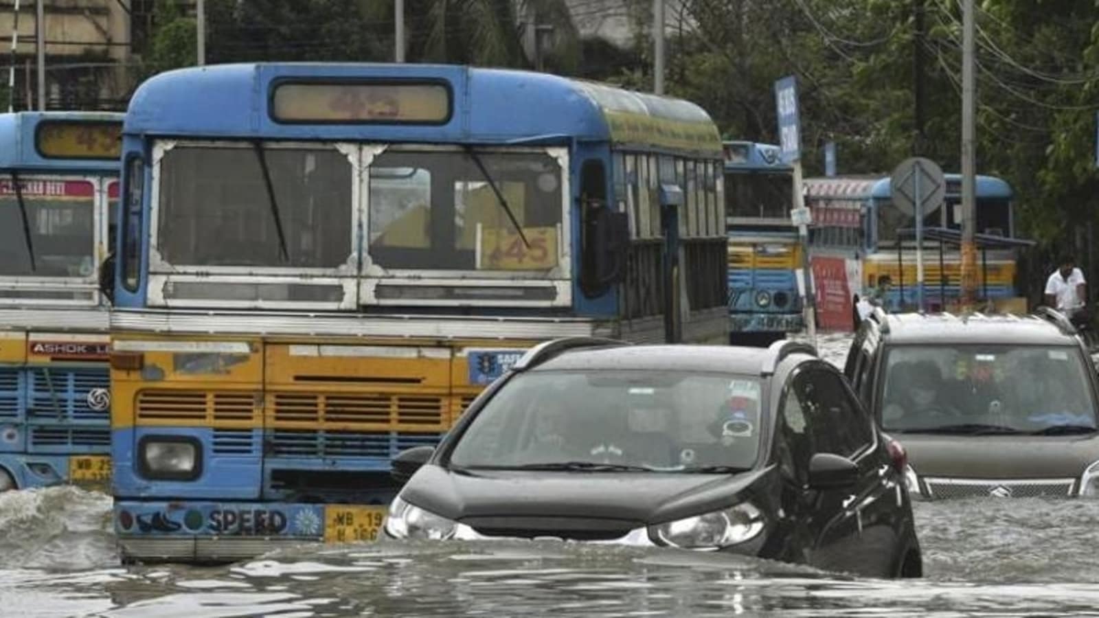 IMD issues alerts for heavy rain in north Bengal