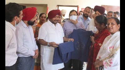 MLA Kuldeep Singh Vaid at Dhandra village in Ludhiana on Saturday.   (HT PHOTO)