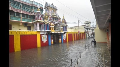 People in Gorakhpur blame local municipal body for not making proper arrangement in advance to pump out accumulated rain water. (PTI)
