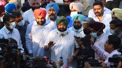 Amarinder Singh alleged that the 43-odd MLAs who signed the said letter were “forced to do so under duress”. (HT photo) Amarinder Singh alleged that the 43-odd MLAs who signed the said letter were “forced to do so under duress”. (HT photo)