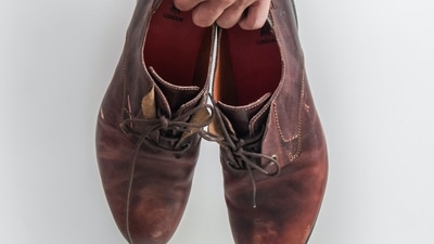 Disinfect Your Shoes: Disinfect your shoes with a spray that contains a sanitizing ingredient like ethanol and dry them outside for 2 hours. (Unsplash) Disinfect Your Shoes: Disinfect your shoes with a spray that contains a sanitizing ingredient like ethanol and dry them outside for 2 hours. (Unsplash)