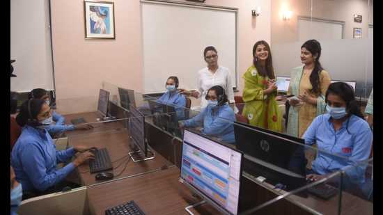 B’wood star Pooja Hegde visited the WCSO to promote ‘Humari Suraksha’ the community engagement initiative of WCS under Mission Shakti 3.0, in Lucknow, on Saturday. (Deepak Gupta/HT)