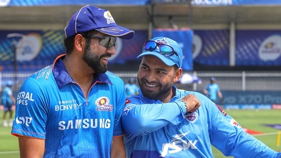 Delhi Capitals skipper Rishabh Pant (right) won the toss and elected to field against Mumbai Indians.(TWITTER/DC)