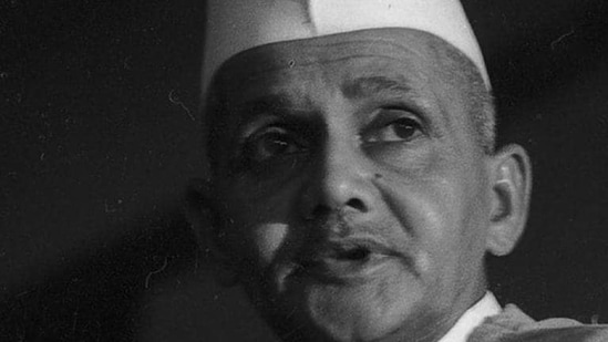 Lal Bahadur Shastri was appointed as the Prime Minister in 1964 after Pandit Jawaharlal Nehru’s death and held charge of the top post till 1966.(HT Archives) Lal Bahadur Shastri was appointed as the Prime Minister in 1964 after Pandit Jawaharlal Nehru’s death and held charge of the top post till 1966.(HT Archives)