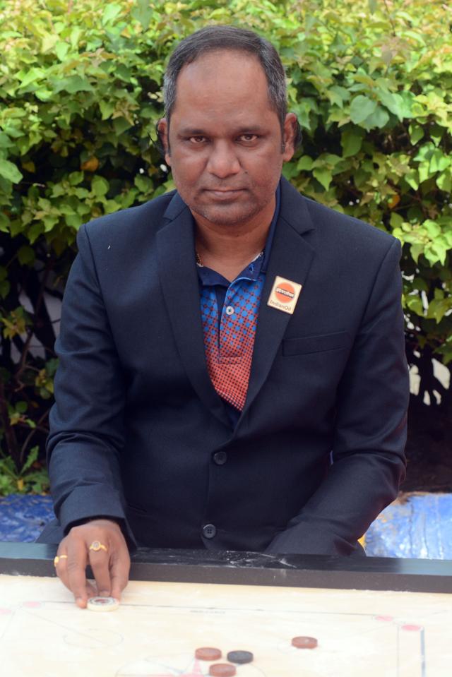 Carrom coach for inmates will be Yogesh Pardeshi, a three-time world champion. (SHANKAR NARAYAN/HT)