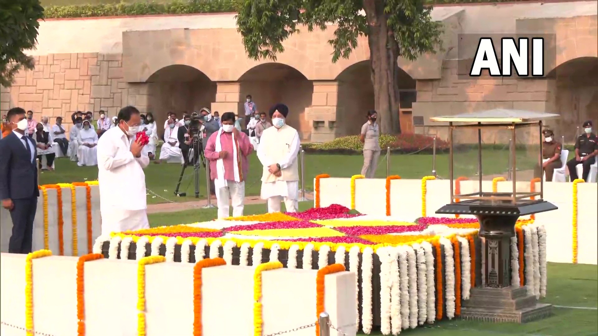 Vice President M. Venkaiah Naidu pays tribute to Mahatma Gandhi at Rajghat in Delhi. (ANI) Vice President M. Venkaiah Naidu pays tribute to Mahatma Gandhi at Rajghat in Delhi. (ANI)
