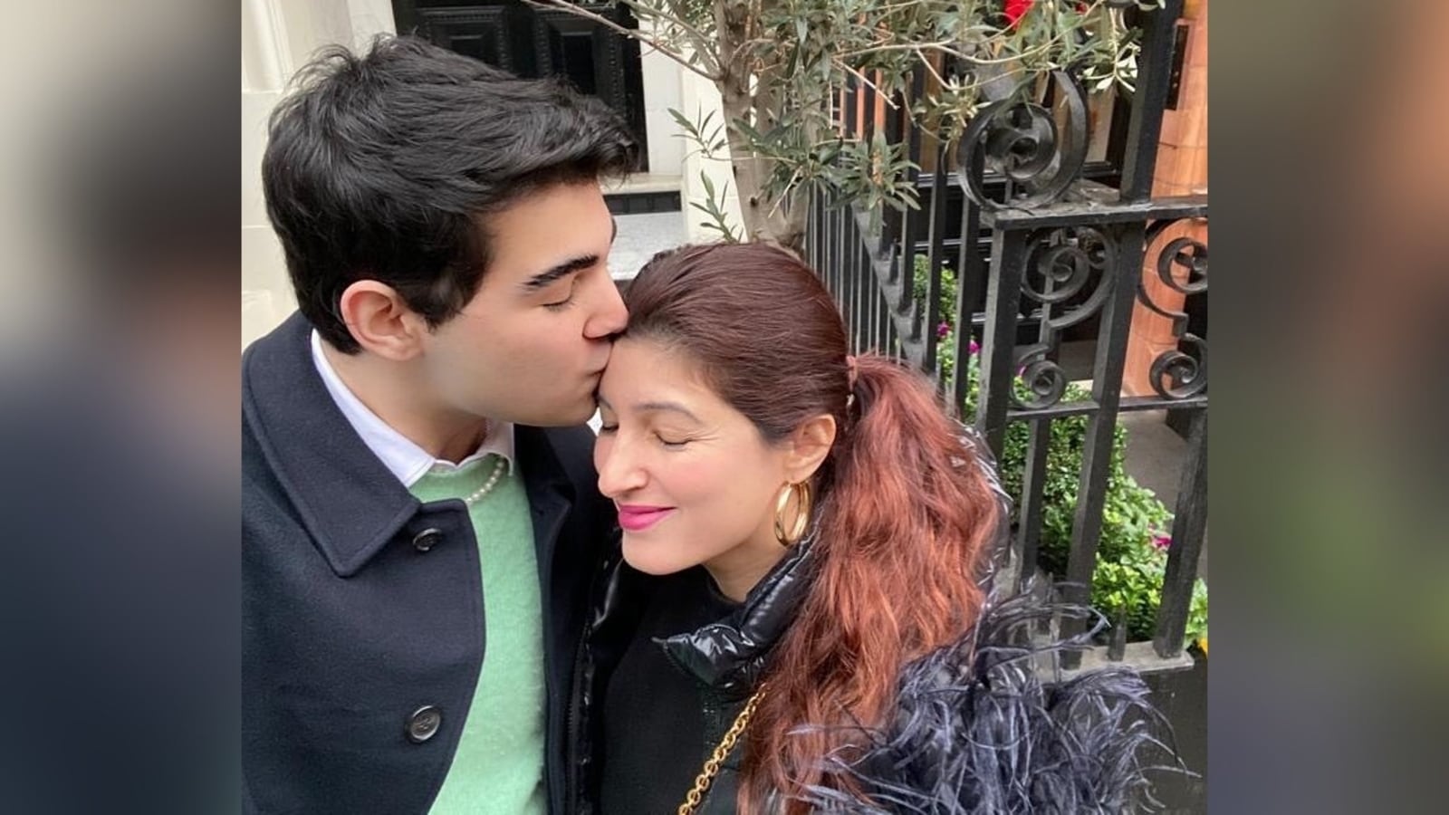 1600px x 900px - Twinkle Khanna gives peek into Sunday with son Aarav, his pearl necklace  gets fans' attention. See photo | Bollywood - Hindustan Times
