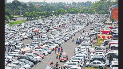 Normally bustling with activity, the car bazaar in Manimajra was deserted on Sunday due to the traders’ dispute with the Chandigarh MC over high permit costs. (HT FILE PHOTO) Normally bustling with activity, the car bazaar in Manimajra was deserted on Sunday due to the traders’ dispute with the Chandigarh MC over high permit costs. (HT FILE PHOTO)