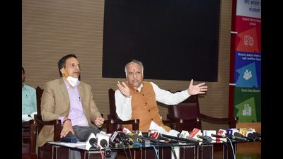 UP urban development minister Ashutosh Tandon ‘Gopal’ briefing the media about the highlights of the 3-day urban conclave being held in Lucknow from Tuesday. PM Narendra Modi would inaugurate the urban conclave and dedicate projects worth ₹4000 crores to the people. (Sourced) UP urban development minister Ashutosh Tandon ‘Gopal’ briefing the media about the highlights of the 3-day urban conclave being held in Lucknow from Tuesday. PM Narendra Modi would inaugurate the urban conclave and dedicate projects worth ₹4000 crores to the people. (Sourced)