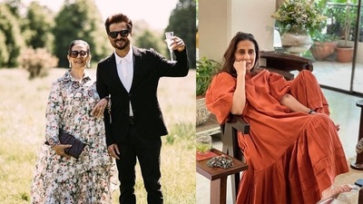 Anil Kapoor has shared two pictures of wife Sunita. Anil Kapoor has shared two pictures of wife Sunita. 