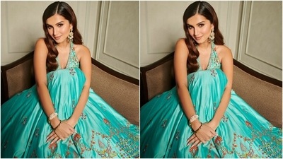 Tara recently slipped into a bespoke turquoise lehenga by the designer for a photoshoot, and gave us the classic bridesmaid look. The ensemble is part of Punit Balana's latest Festive Edit 2021 collection and will definitely be a standout look at a wedding. (Instagram/@punitbalana)