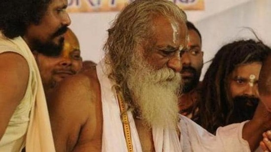 Chairman of Sri Ram Janmabhoomi Tirath Kshetra Trust Mahant Nritya Gopal Das admitted to Lucknow hospital on Sunday. (HT File photo)