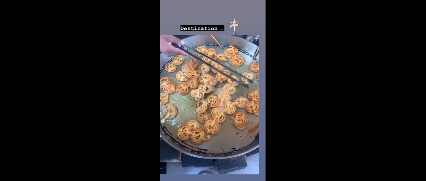 Smriti Irani shared an image of jalebi being prepared. (Instagram/@smritiiraniofficial)