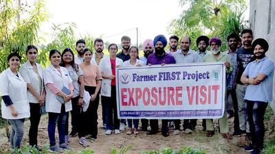 Interns of GADVASU’s department of veterinary and animal husbandry extension education during the study tour on Monday. (HT Photo) Interns of GADVASU’s department of veterinary and animal husbandry extension education during the study tour on Monday. (HT Photo)