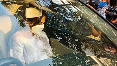 Salman Khan's sister Alvira outside Shah Rukh Khan's Mannat. (Varinder Chawla)