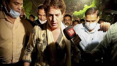 Congress general secretary Priyanka Gandhi Vadra and other party leaders reach to meet the victims of the violence that erupted during a farmers' protest and claimed eight lives a day earlier, in Lakhimpur Kheri, Monday. (PTI) Congress general secretary Priyanka Gandhi Vadra and other party leaders reach to meet the victims of the violence that erupted during a farmers' protest and claimed eight lives a day earlier, in Lakhimpur Kheri, Monday. (PTI)