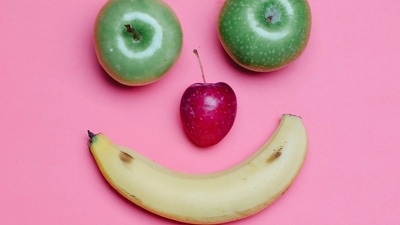 Avoid long gaps between meals: Eat some healthy snacks like a handful of almonds, walnuts or a fruit to achieve the feeling of satiety in between the meals. Eating small meals throughout the day can help curb the constant cravings. (Pexels)