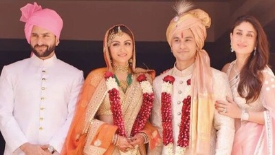 Kareena Kapoor and Soha Ali Khan with Saif Ali Khan and Kunal Kemmu.