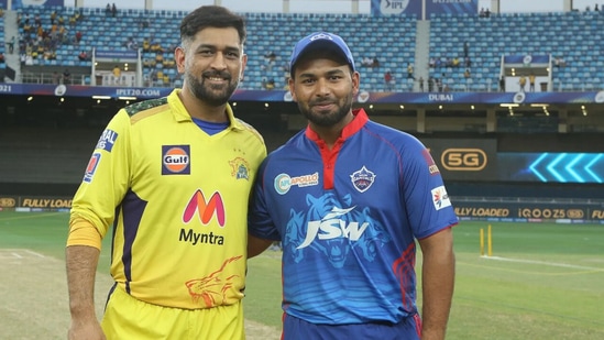 Delhi Capitals captain Rishabh Pant won the toss and elected to field against MS Dhoni's Chennai Super Kings.(BCCI/IPL)