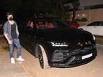 Kartik Aaryan poses with his Lamborghini. Kartik Aaryan poses with his Lamborghini.