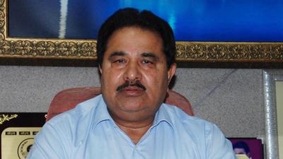 Punjab deputy chief minister has also asked all senior officers posted at the state headquarters to make two field visits in a week. (HT Photo)