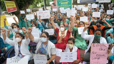 The services of 81 contractual health workers were discontinued by Chandigarh health department citing unavailability of funds. (HT FILE PHOTO)