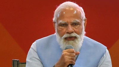 Prime Minister Narendra Modi speaks at the inauguration of the 'Azadi@75 - New Urban India: Transforming Urban Landscape' Conference-cum-Expo, in Lucknow. (PTI) Prime Minister Narendra Modi speaks at the inauguration of the 'Azadi@75 - New Urban India: Transforming Urban Landscape' Conference-cum-Expo, in Lucknow. (PTI)