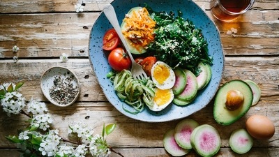 Reduce oxidative stress and inflammation: Several studies show that intermittent fasting reduces markers of oxidative stress (an imbalance of free radicals and antioxidants in the body) and improve clinical findings. (Unsplash)