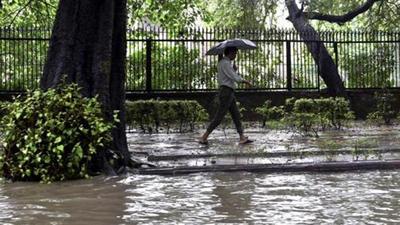Weather forecast suggests isolated heavy to very heavy rain is very likely over Tamil Nadu, Kerala and coastal and south interior Karnataka till Wednesday. (PTI Photo)