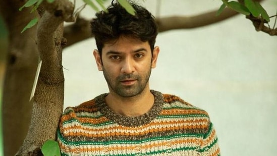 Barun Sobti made his television debut with the show Shraddha. Barun Sobti made his television debut with the show Shraddha.