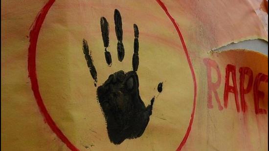 Three persons including a woman have been booked for alleged gangrape of a 35-year-old woman in Panvel. (HT FILE)