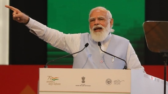 Prime Minister Narendra Modi speaking at an event in Lucknow on Tuesday. (HT Photo)