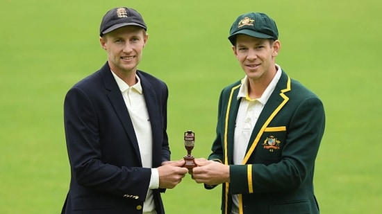 Joe Root and Tim Paine with The Ashes urn. (Getty Images) Joe Root and Tim Paine with The Ashes urn. (Getty Images)